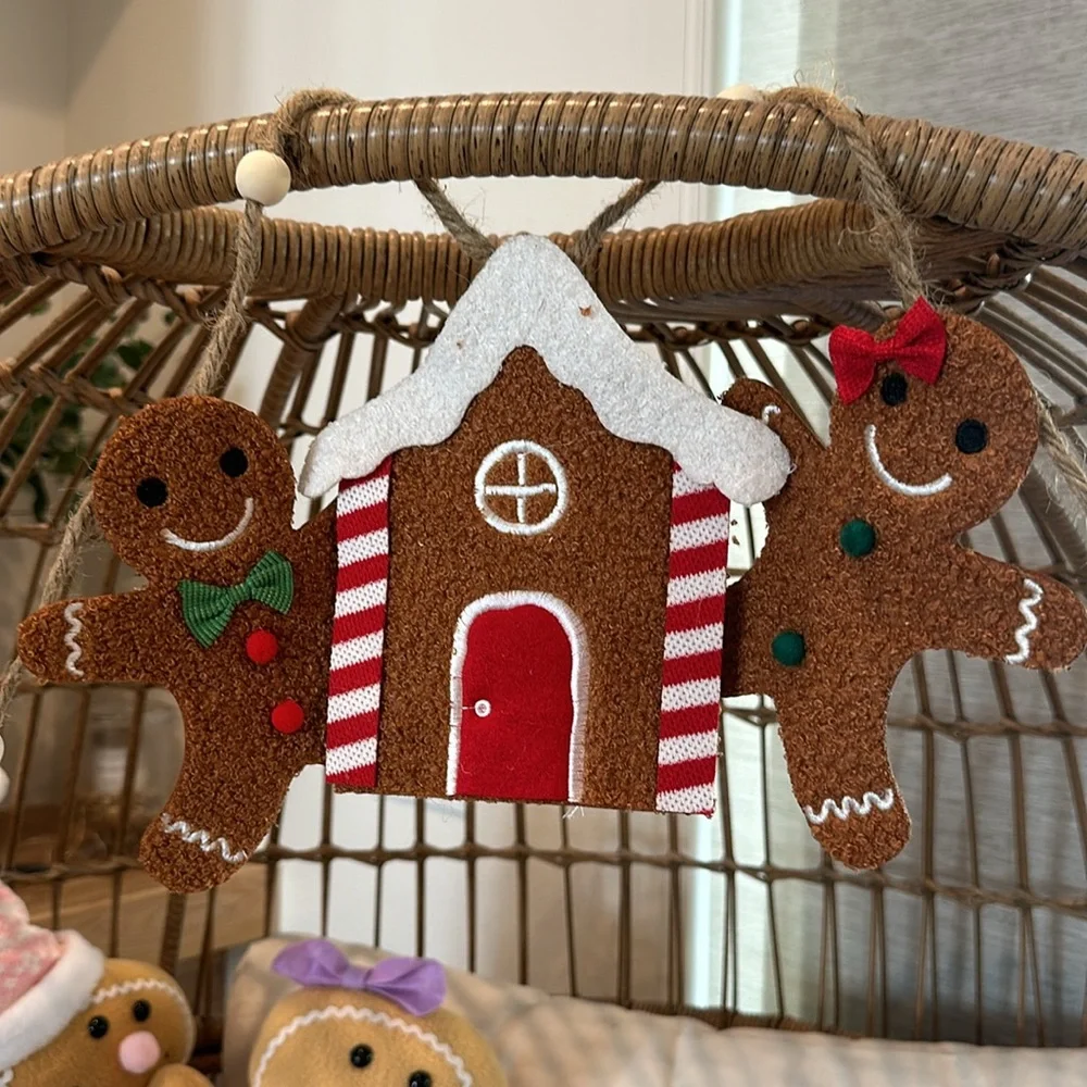 Christmas Holiday Gingerbread house boy girl peppermint garland 58” snowflake